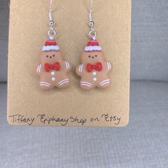 Gingerbread Men Earrings Made with Sterling Silver Ear Wires NWT - Picture 3 of 3